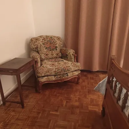 Paisibles Dans Maison A