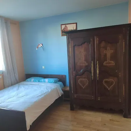 Paisibles Dans Maison A منزل للإقامة *