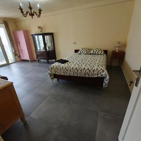 Habitación en casa particular Paisibles Dans Maison A *
