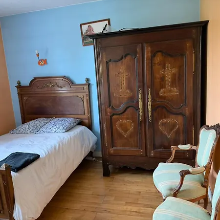 Paisibles Dans Maison A Habitación en casa particular Bobigny